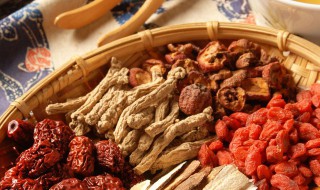 干山楂核泡水喝的正确方法（山楂干泡水能否多喝）