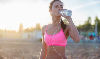 女性更年期怎么调养 女性更年期怎么调养身体最好