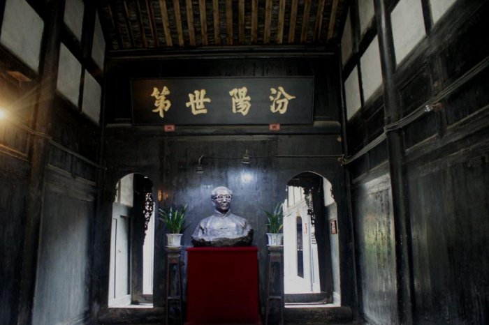 乐山旅游景点哪里好玩？