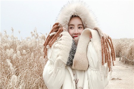 1572232821782693.jpg 中长及膝羽绒服