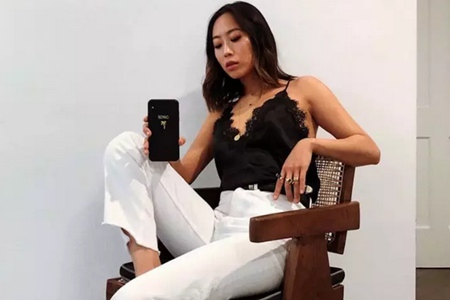 1558691052632500.jpg hr.jpg