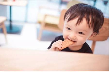 黄疸高对婴儿的影响