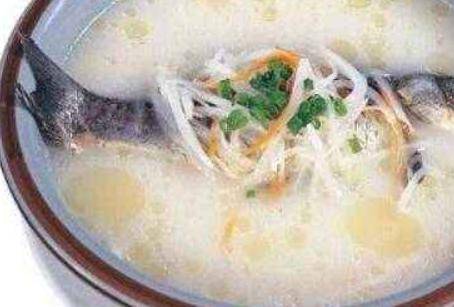 坐月子吃什么好