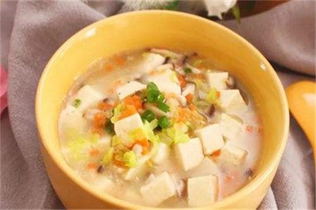 1568086415676202.jpg 坐月子吃什么好