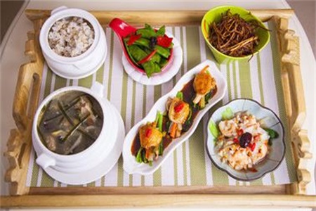 1566791144149688.jpg 月子食谱