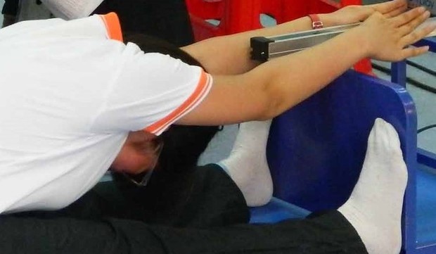 坐位体前屈考试——技巧和日常锻炼,坐位体前屈考试怎么考