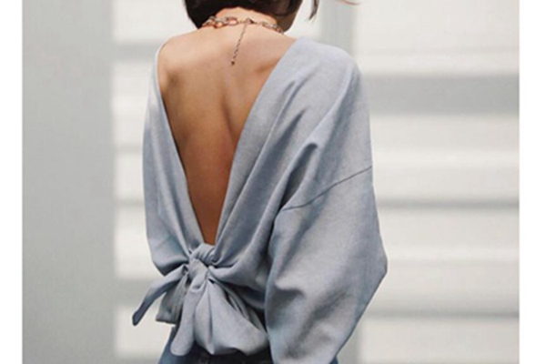 你穿得这么“不正经”，一定很会赶潮流吧