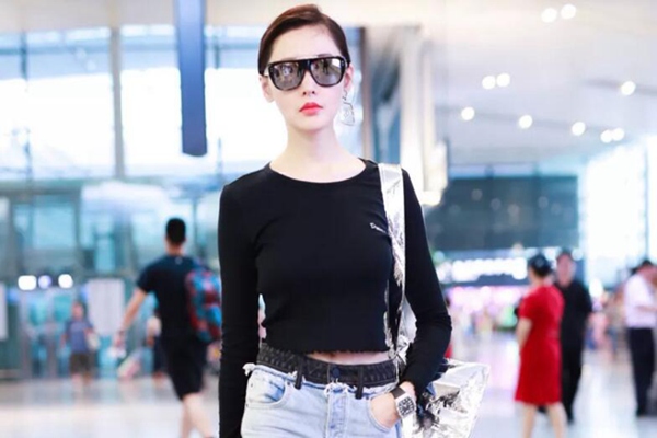 你穿得这么“不正经”，一定很会赶潮流吧