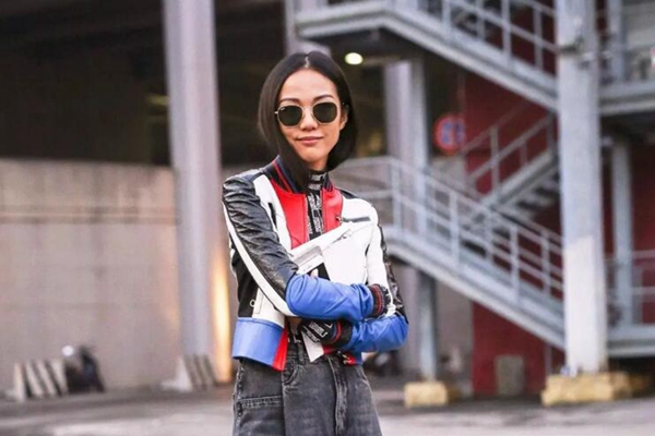 1539319754428749.jpg c2.jpg