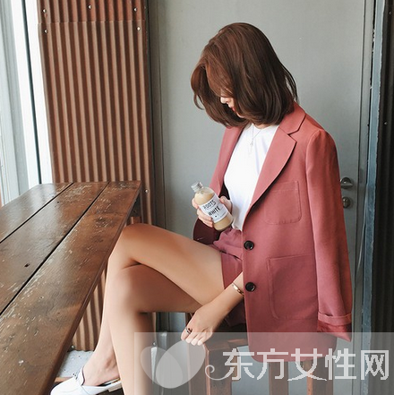 白领时尚穿衣法则 西装+短裤有范儿又舒坦